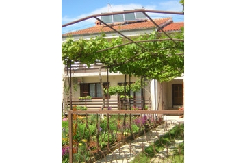 Hrvatska Privát Pula, Eksterijer